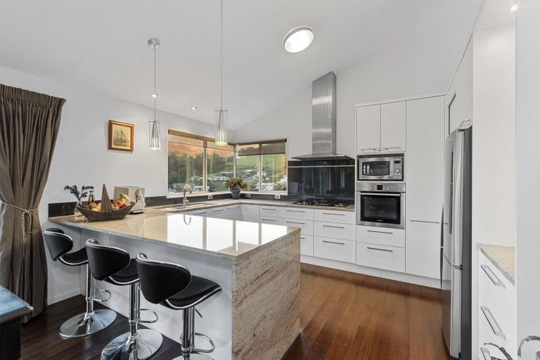 Photo of property in 92f Governors Bay Road, Cass Bay, Lyttelton, 8971