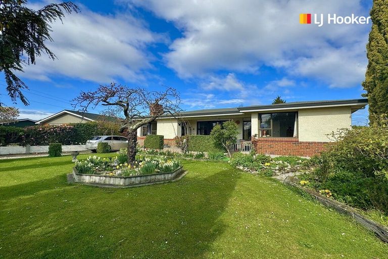 Photo of property in 24 Thames Street, Mosgiel, 9024