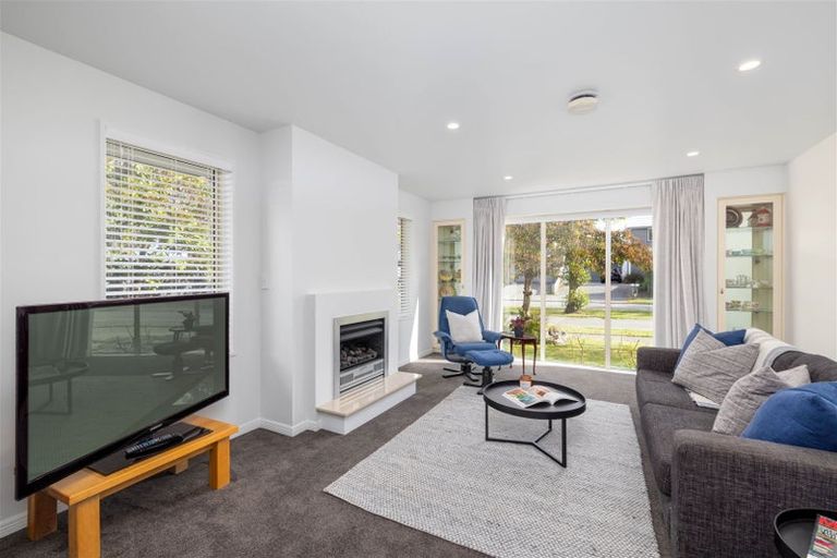 Photo of property in 36 Mcmahon Drive, Aidanfield, Christchurch, 8025