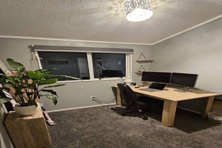 Photo of property in 44p Roxburgh Street, Mount Victoria, Wellington, 6011