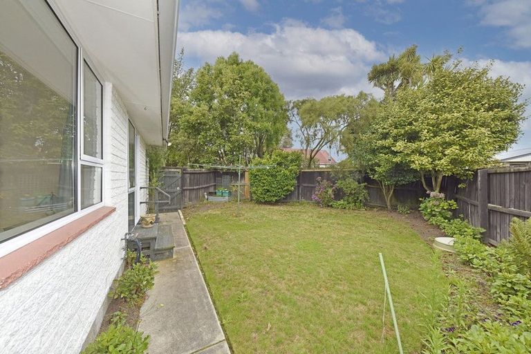 Photo of property in 34 Orrick Crescent, Avondale, Christchurch, 8061