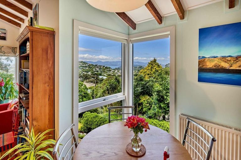 Photo of property in 4 Huntleigh Park Way, Ngaio, Wellington, 6035