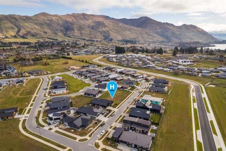 Photo of property in 20 Campbell Road, Wanaka, 9305