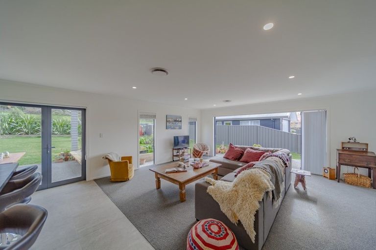 Photo of property in 1 Arabella Way, Waipukurau, 4200