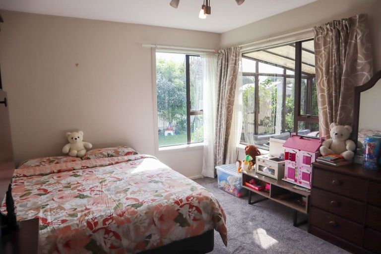 Photo of property in 70a Withells Road, Avonhead, Christchurch, 8042