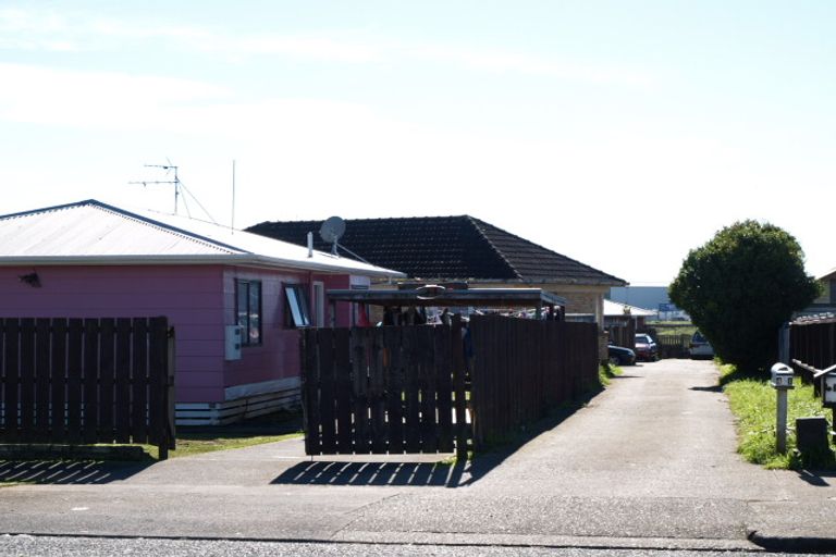 Photo of property in 5/41 Vine Street, Mangere East, Auckland, 2024