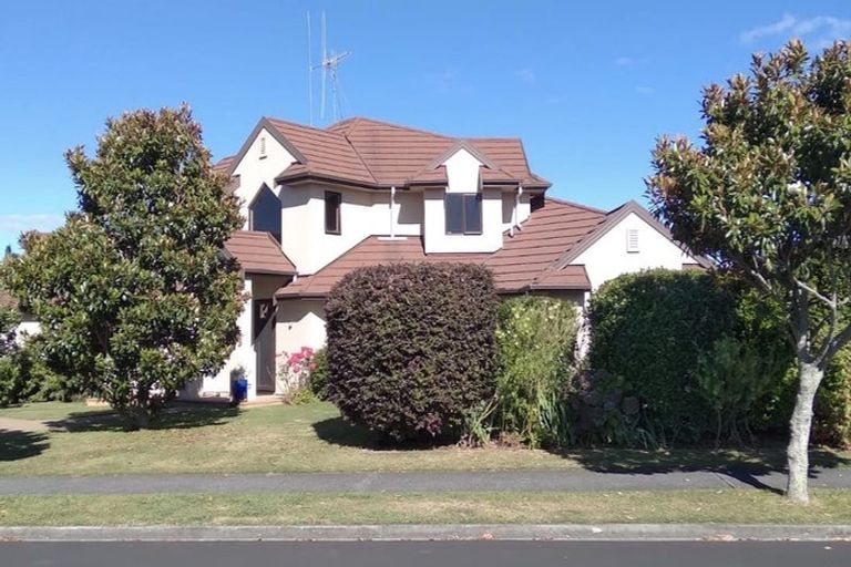 Photo of property in 13 Cranbrook Place, Rototuna North, Hamilton, 3210