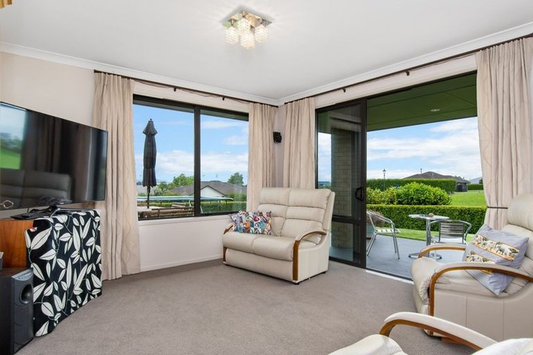 Photo of property in 7 Haden Place, Omokoroa, 3114