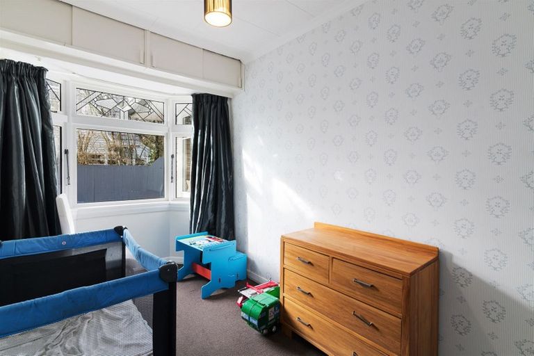 Photo of property in 210 Weston Road, St Albans, Christchurch, 8052