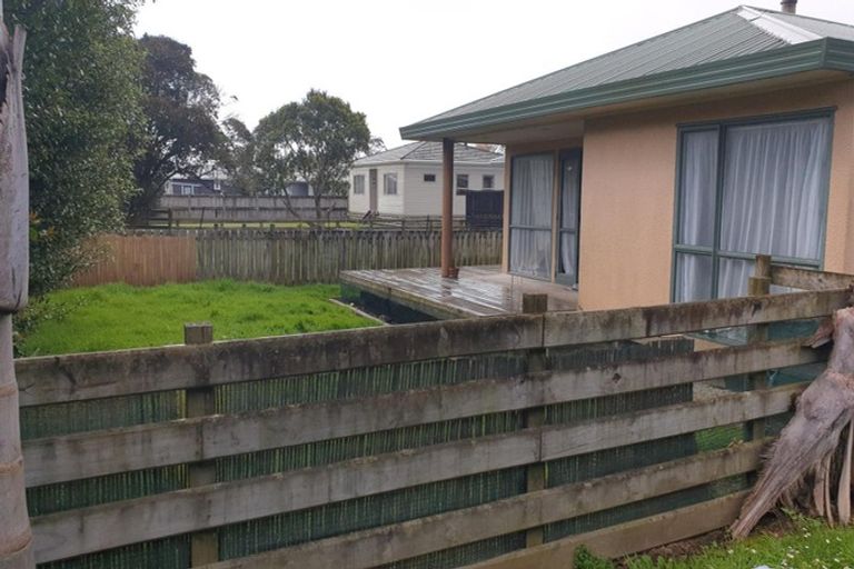 Photo of property in 1/112 Parkhurst Road, Parakai, 0830
