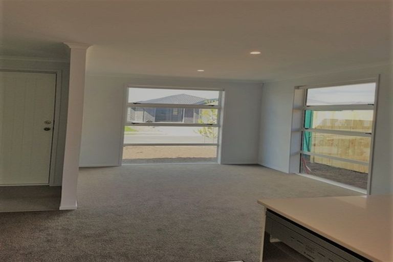 Photo of property in 11 Te Wharo Drive, Papamoa, 3118