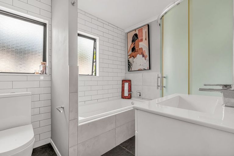 Photo of property in 84b Porchester Road, Papakura, 2110