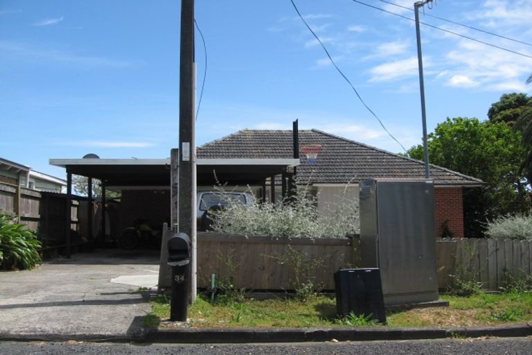 Photo of property in 34b Crispe Road, Clarks Beach, 2122