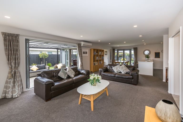 Photo of property in 14 Bayliss Drive, Kaiapoi, 7630