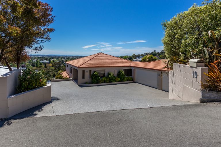 Photo of property in 19 Delhi Place, Cashmere, Christchurch, 8022