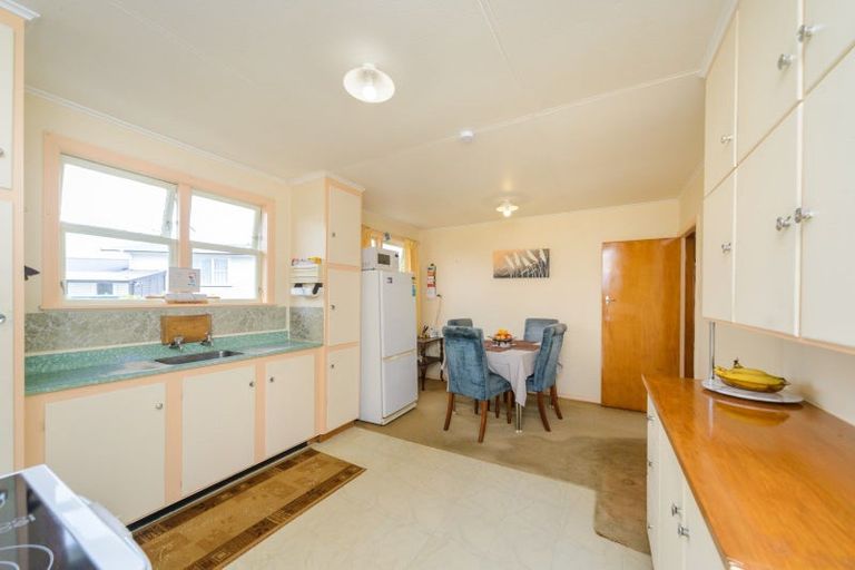 Photo of property in 4 Dundas Place, Awapuni, Palmerston North, 4412