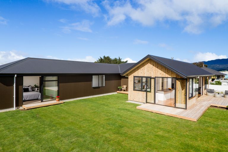 Photo of property in 25 Memorial Drive, Motueka, 7120