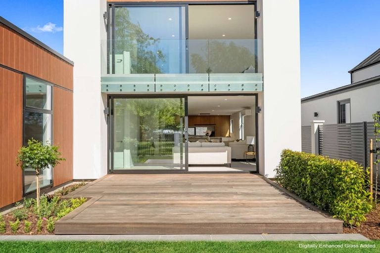 Photo of property in 10 Saint James Place, Rangiora, 7400