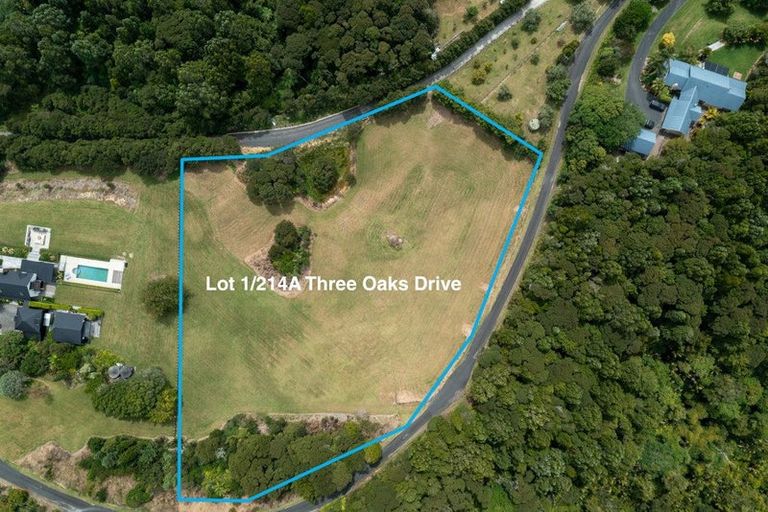 Photo of property in 214a Three Oaks Drive, Dairy Flat, 0794