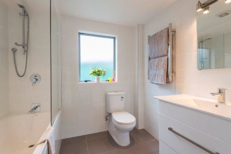 Photo of property in 2a Quentin Avenue, Epsom, Auckland, 1023