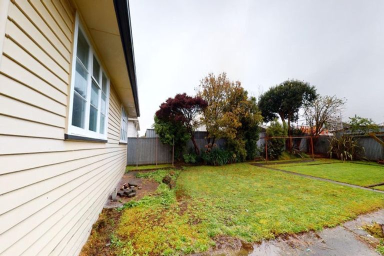 Photo of property in 3 Forth Terrace, Roslyn, Palmerston North, 4414