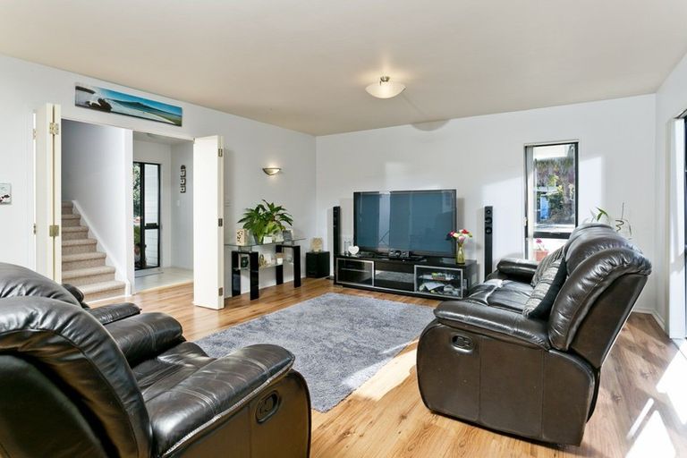 Photo of property in 26 Battenburg Place, Torbay, Auckland, 0630