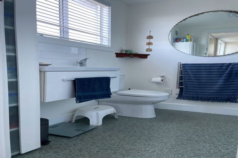 Photo of property in 56 Marine Parade, North New Brighton, Christchurch, 8083