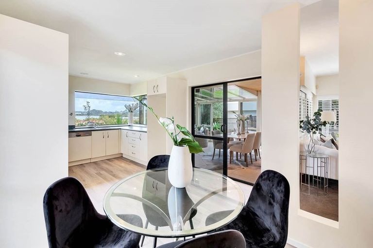 Photo of property in 45 Maygrove Drive, Orewa, 0931