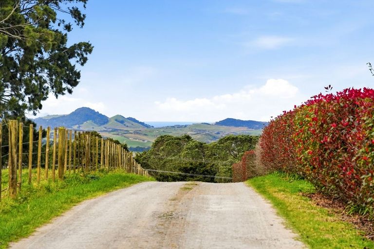Photo of property in 497a Tara Road, Mangawhai, 0573