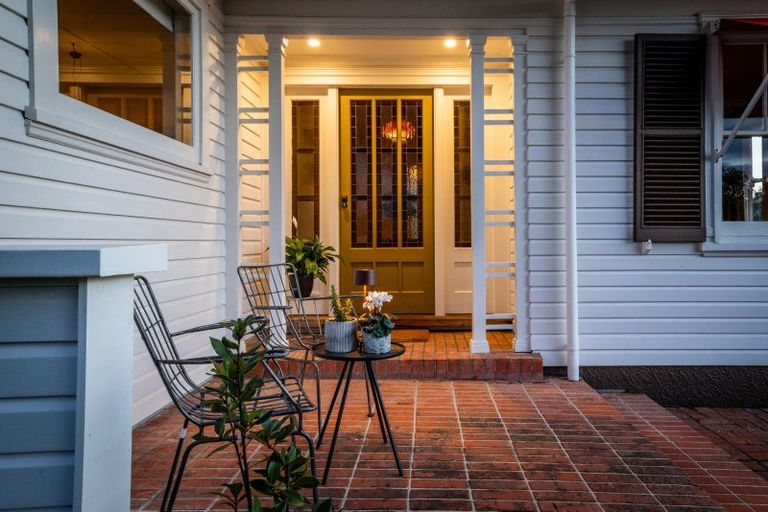 Photo of property in 24 Muritai Crescent, Havelock North, 4130