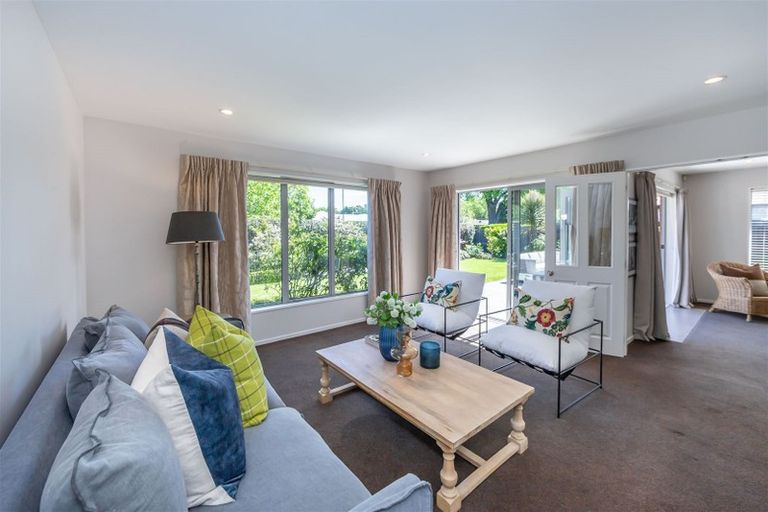 Photo of property in 2 Levinge Lane, Hillmorton, Christchurch, 8024