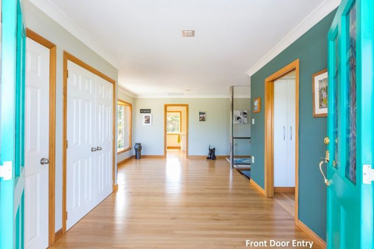 Photo of property in 2 Kauri Drive, Sandspit, Warkworth, 0982