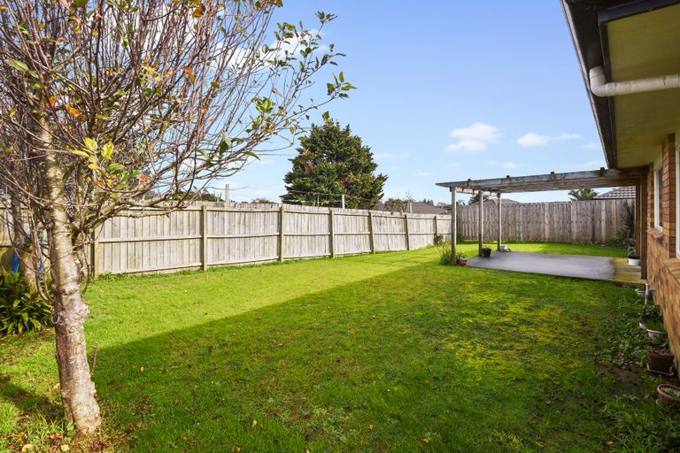 Photo of property in 2/34 Growers Lane, Mangere East, Auckland, 2024