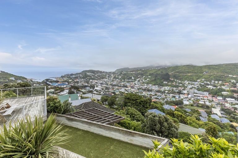 Photo of property in 23 Hudson Street, Island Bay, Wellington, 6023
