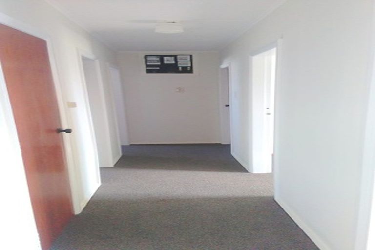 Photo of property in 16 Carey Street, Waitara, 4320
