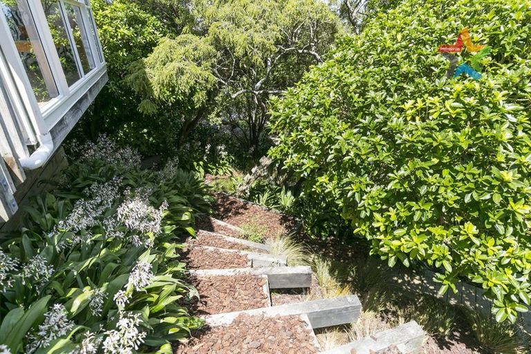 Photo of property in 153 Nevay Road, Miramar, Wellington, 6022