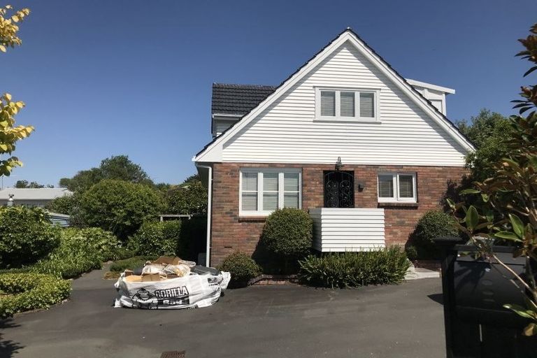 Photo of property in 8 Forrest Hill Road, Forrest Hill, Auckland, 0620