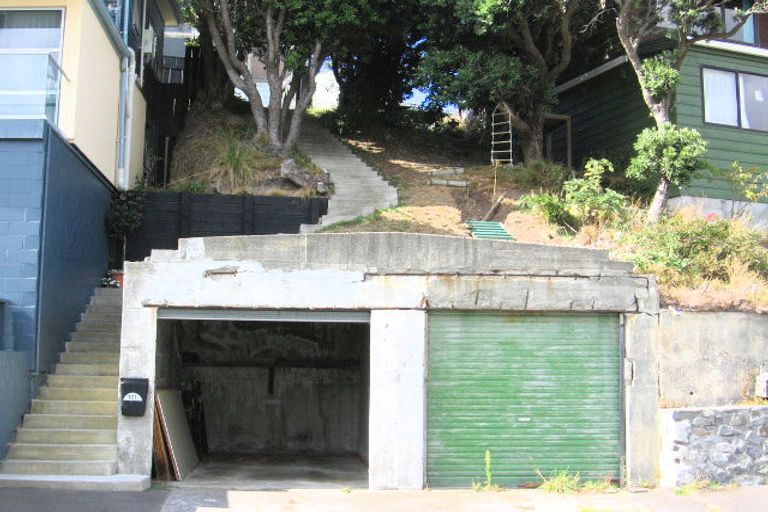 Photo of property in 123 Wexford Road, Miramar, Wellington, 6022