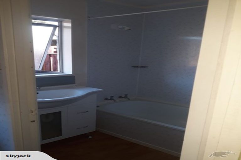 Photo of property in 39b Sikkim Crescent, Clover Park, Auckland, 2019