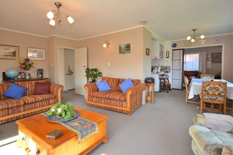 Photo of property in 17b Pemberton Crescent, Greerton, Tauranga, 3112