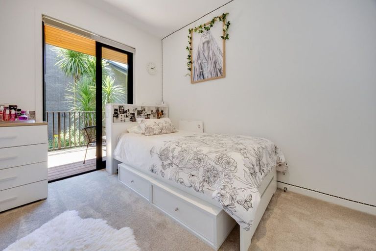 Photo of property in 16 Catalina Bay Drive, Hobsonville, Auckland, 0616