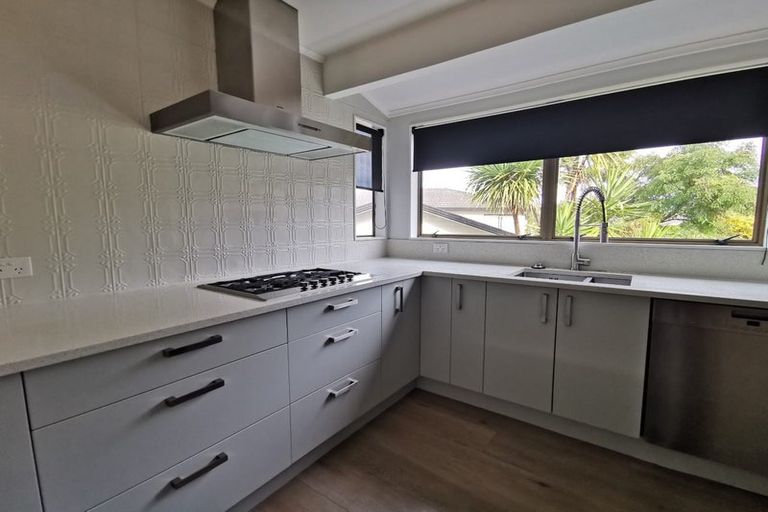 Photo of property in 4 Jeanette Place, Mairangi Bay, Auckland, 0630