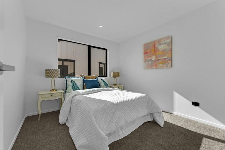 Photo of property in 92a Rangitoto Road, Papatoetoe, Auckland, 2025