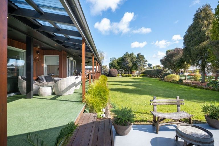 Photo of property in 245 Riverbend Road, Meeanee, Napier, 4110