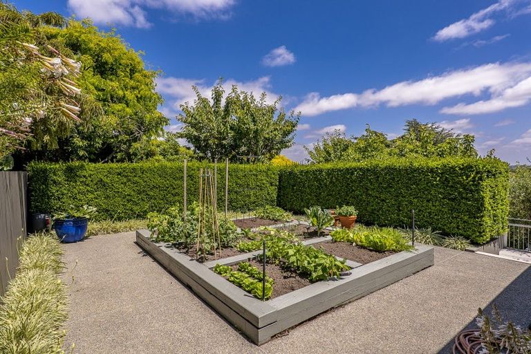 Photo of property in 891 Cashmere Road, Halswell, Christchurch, 8025