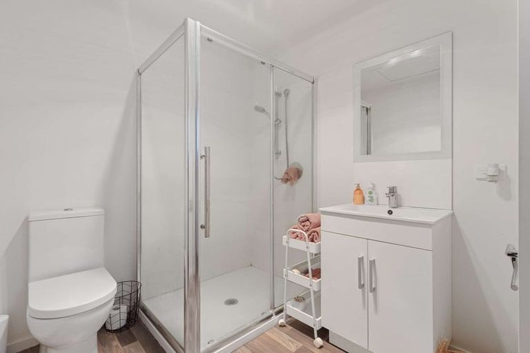 Photo of property in 6 Koromiko Place, Waiuku, 2123