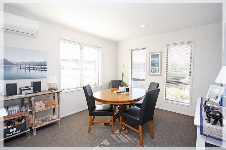 Photo of property in 29 Forbes Road, Foxton Beach, Foxton, 4815