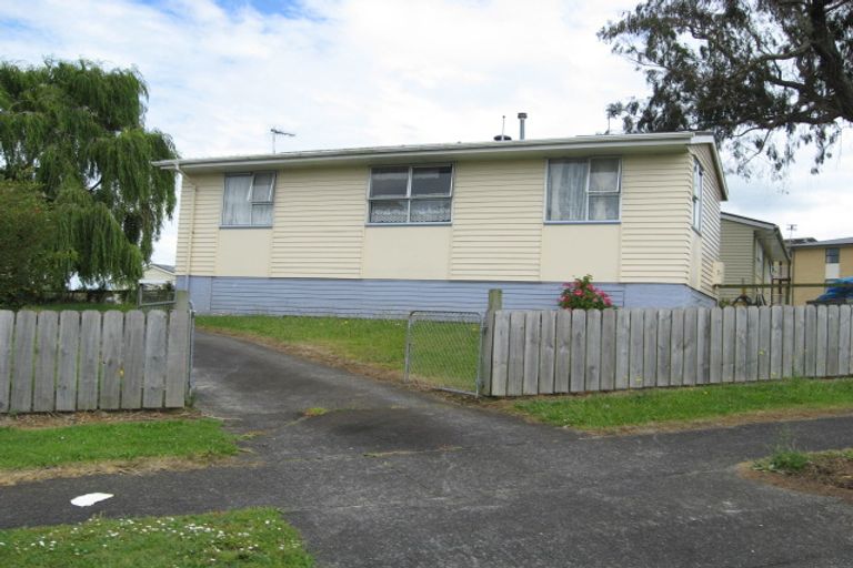 Photo of property in 1 Nevis Place, Mangere, Auckland, 2022