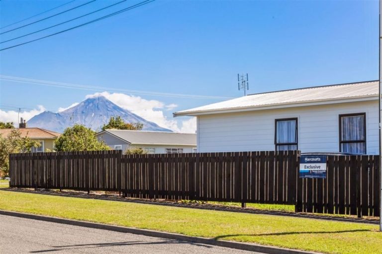 Photo of property in 154 Miranda Street, Stratford, 4332