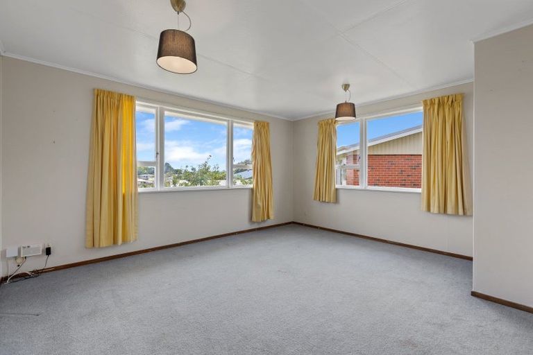 Photo of property in 75 Wrantage Street, Westown, New Plymouth, 4310